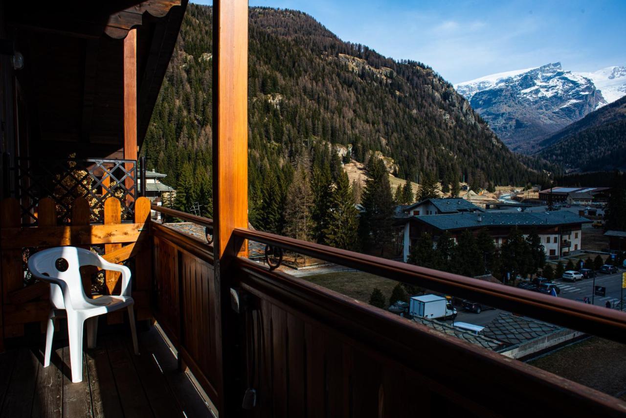 Hotel De Champoluc Luaran gambar