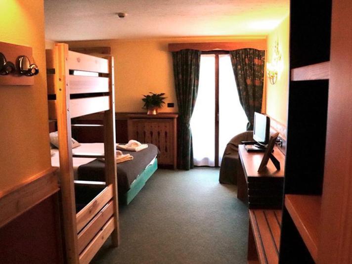 Hotel De Champoluc Luaran gambar